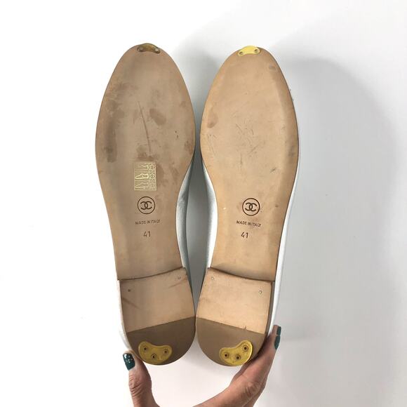 Chanel Interlocking CC Logo Silver Cap Toe Ballerina Flats 41 - Picture 8 of 10